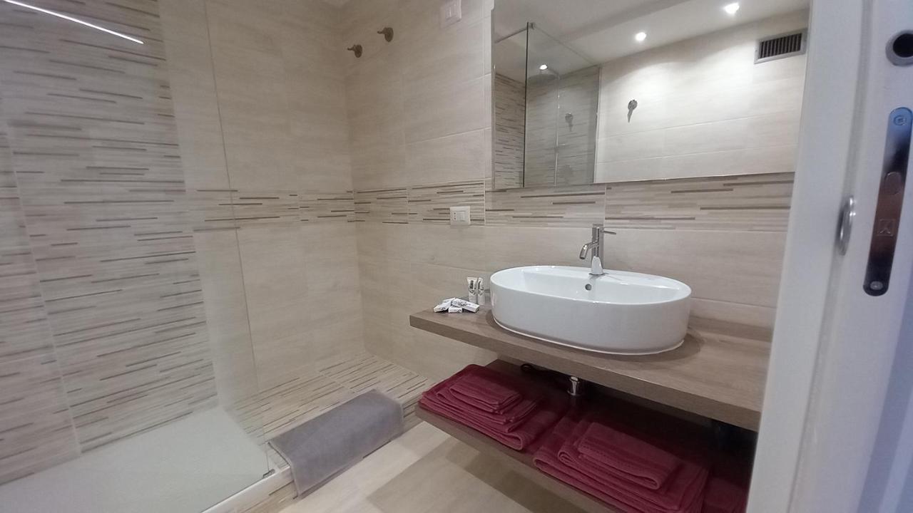 רומא Crystal Apartment מראה חיצוני תמונה